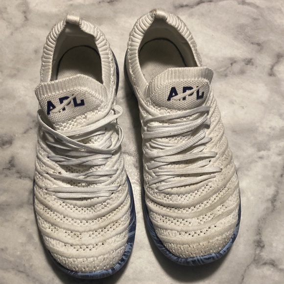 APL - Picture 3 of 15